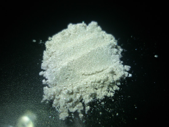 Irradiant White Pearlescent Mica Pigment – KT-101 - Kolortek
