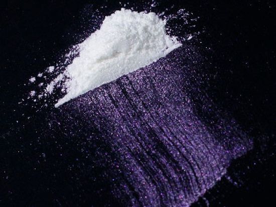 violet pearl pigment