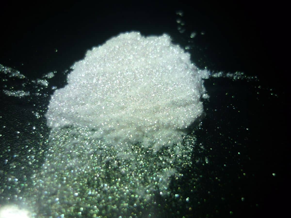 Glitter Bright Green Borosilicate Pearl Pigment