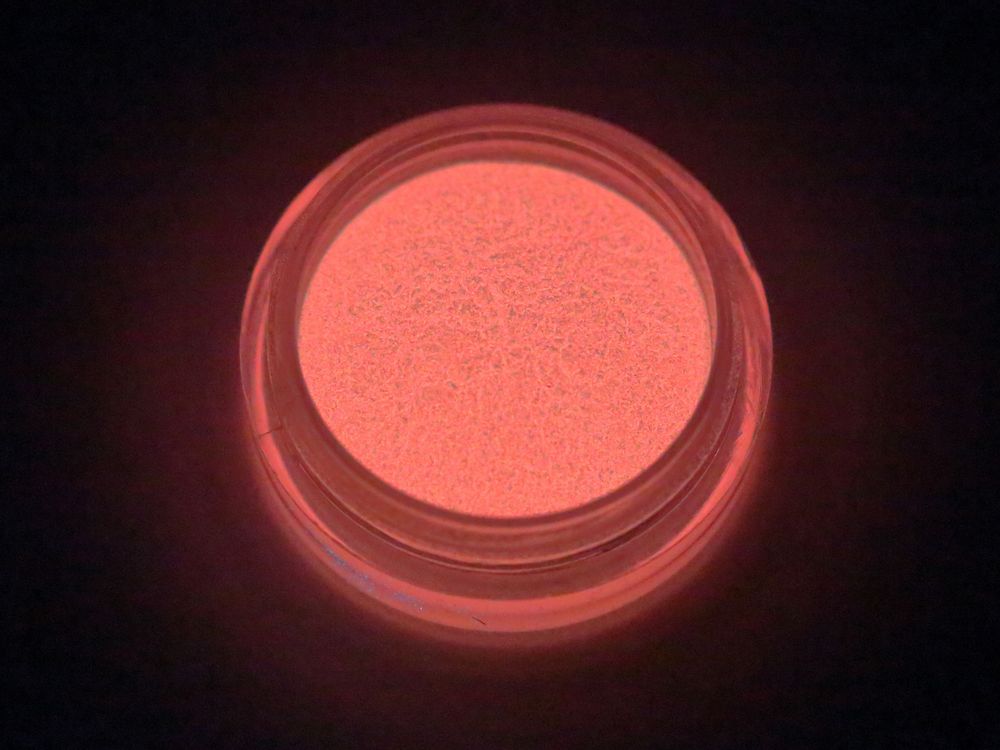 strontium aluminate powder